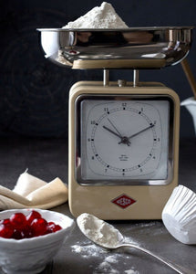 Retro Scale with Clock